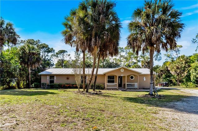 1867 17th ST SW, Naples, FL 34117