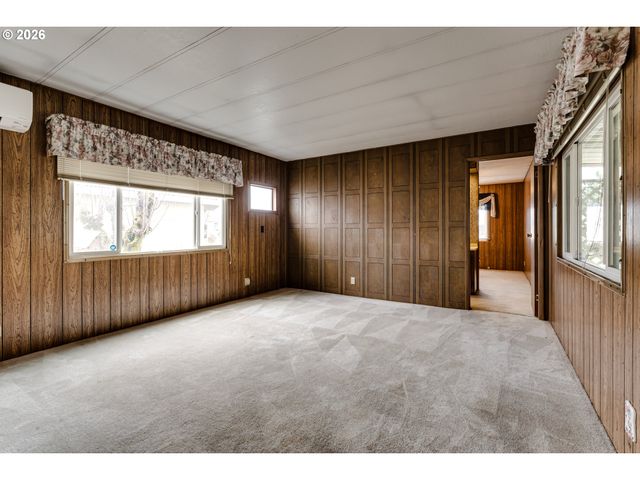 82274 RIVER Dr 1, Creswell, OR 97426