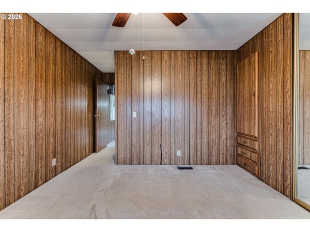 82274 RIVER Dr 1, Creswell, OR 97426