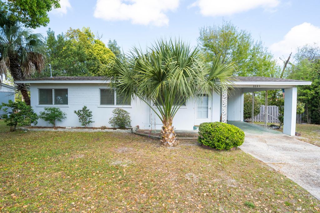2224 Edgewood Drive, Panama City, FL 32405