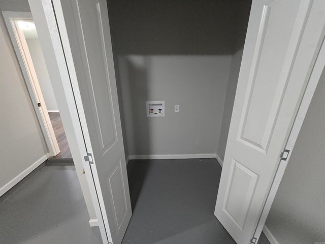 6500 Medford Ln, North Little Rock, AR 72117