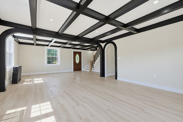 67 Lower Gore Rd, Webster, MA 01570