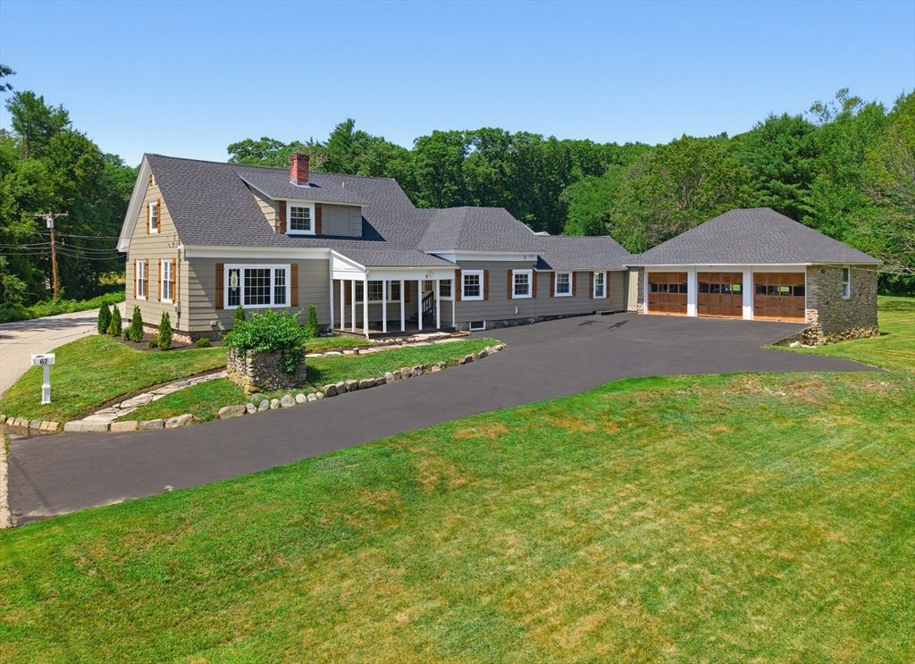 67 Lower Gore Rd, Webster, MA 01570
