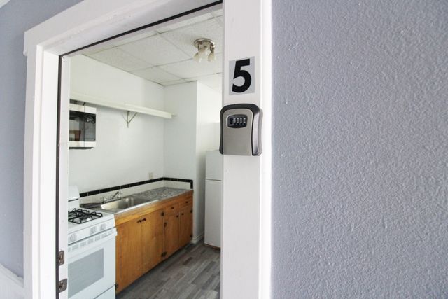 803 Upson 5, El Paso, TX 79902