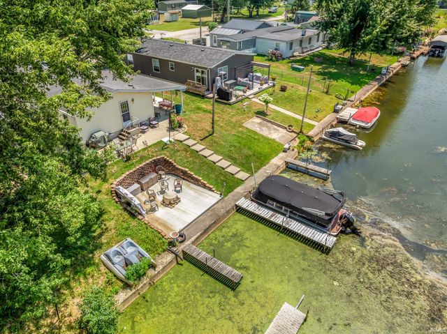 11 Ems B6a Lane, Leesburg, IN 46538