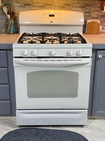 11 Ems B6a Lane, Leesburg, IN 46538