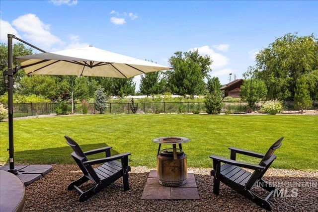 6278 Chateau Ct, Star, ID 83669