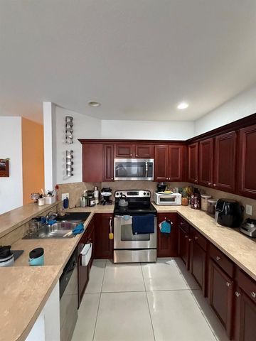 1047 NE 208th Street, Miami, FL 33179