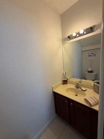 1047 NE 208th Street, Miami, FL 33179