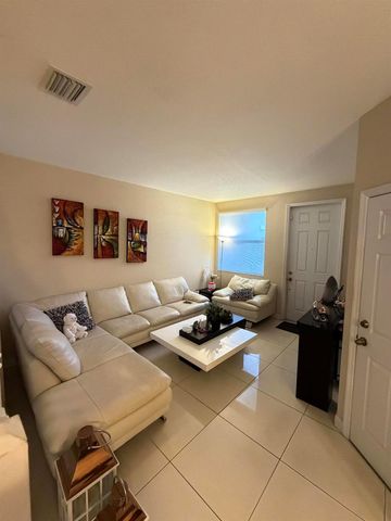 1047 NE 208th Street, Miami, FL 33179