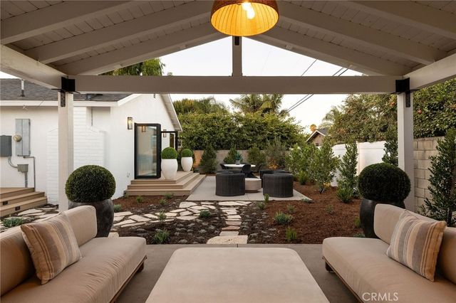 2608 Fairway, Costa Mesa, CA 92627