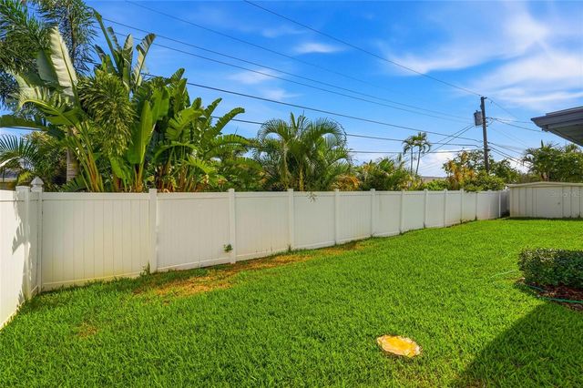 6721 13TH AVENUE N, St Petersburg, FL 33710