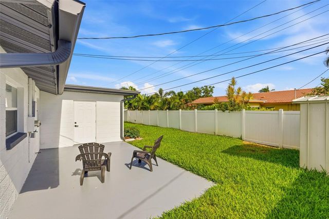 6721 13TH AVENUE N, St Petersburg, FL 33710
