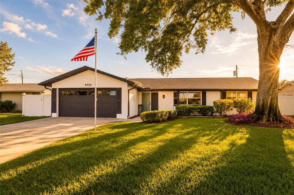 6721 13TH AVENUE N, St Petersburg, FL 33710