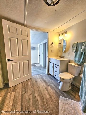 8065 Von Maxcy Road, Sebring, FL 33870