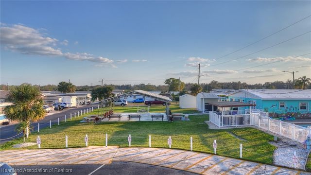 8065 Von Maxcy Road, Sebring, FL 33870