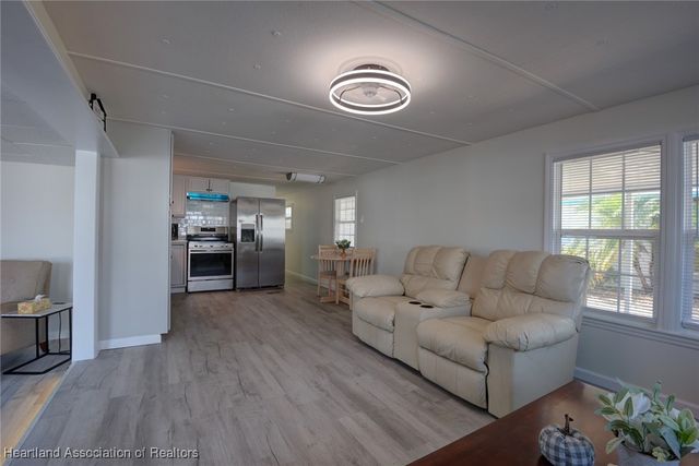 8065 Von Maxcy Road, Sebring, FL 33870