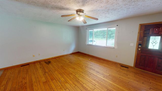 3985 County Road 120, South Point, OH 45680