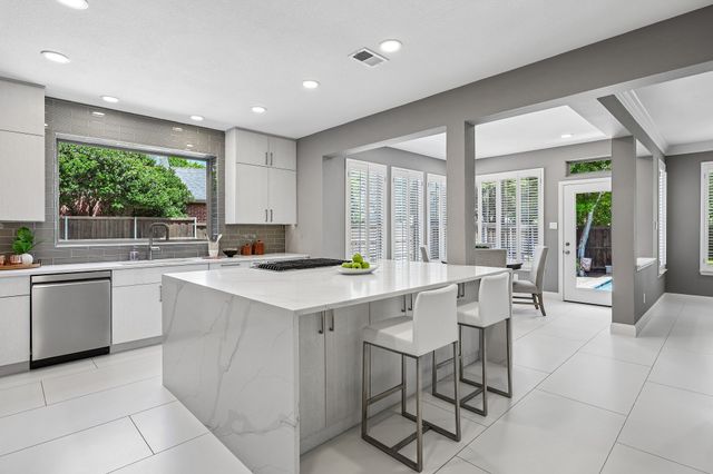 1136 Hampton Drive, Allen, TX 75013