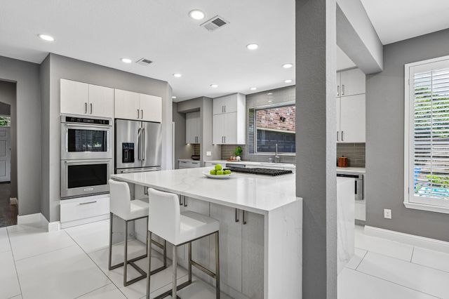 1136 Hampton Drive, Allen, TX 75013