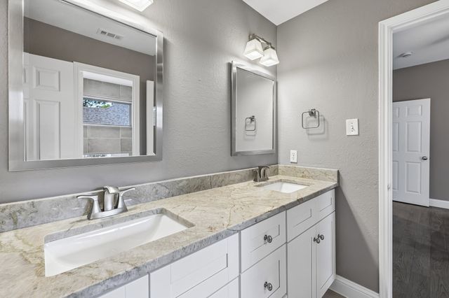1136 Hampton Drive, Allen, TX 75013