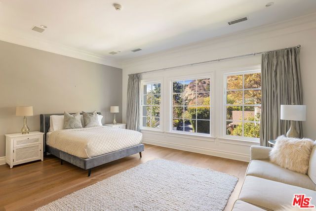 1460 N Doheny Drive, Los Angeles, CA 90069