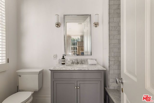 1460 N Doheny Drive, Los Angeles, CA 90069