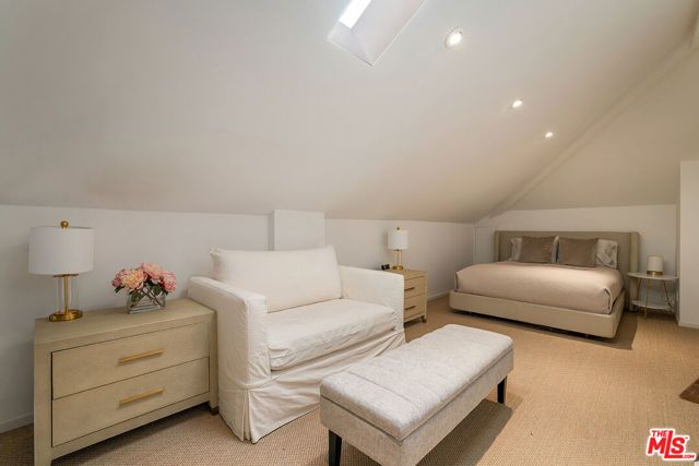 1460 N Doheny Drive, Los Angeles, CA 90069