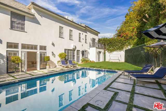 1460 N Doheny Drive, Los Angeles, CA 90069