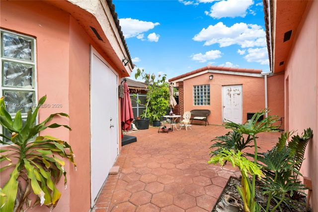 14643 SW 51st St REAR, Miami, FL 33175