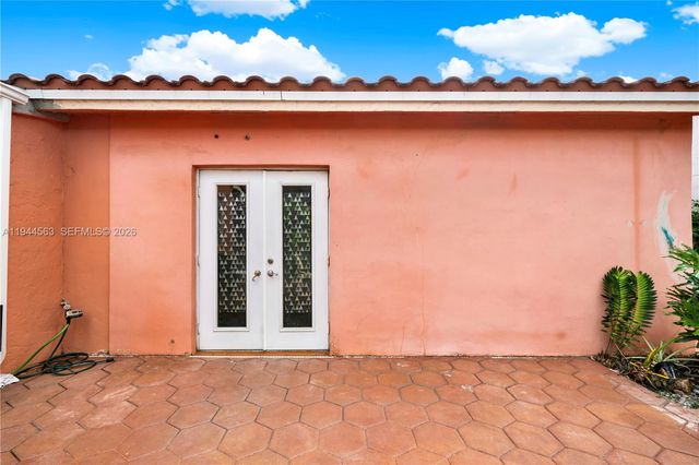 14643 SW 51st St REAR, Miami, FL 33175