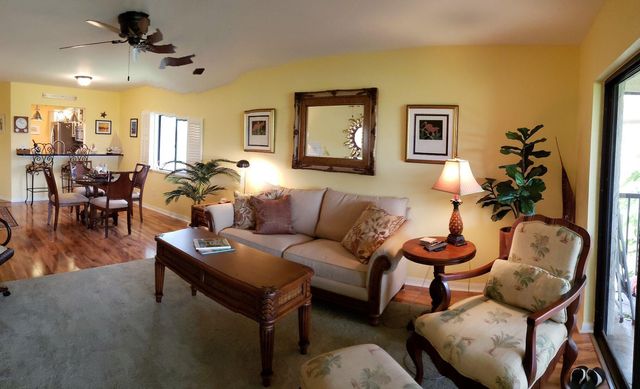 6303 SE Williamsburg Drive 201, Hobe Sound, FL 33455