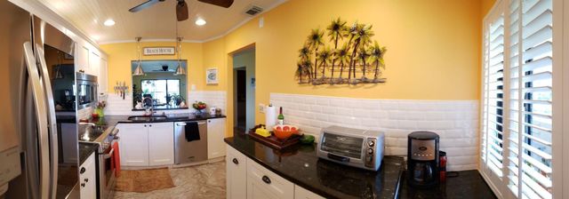 6303 SE Williamsburg Drive 201, Hobe Sound, FL 33455