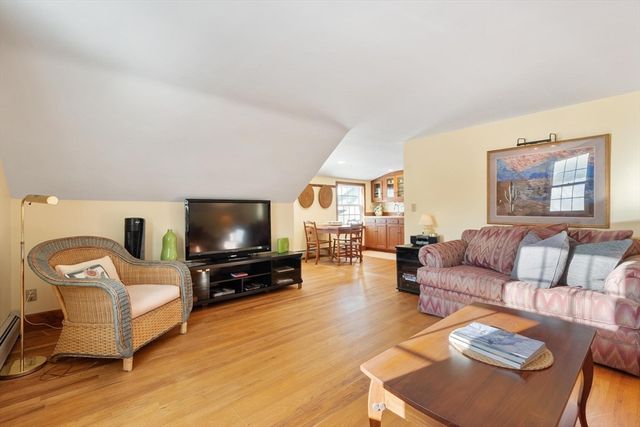 68 Center St., Ashburnham, MA 01430