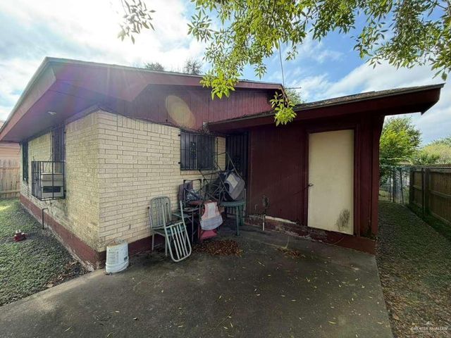 622 E Fannin Avenue, Alamo, TX 78516