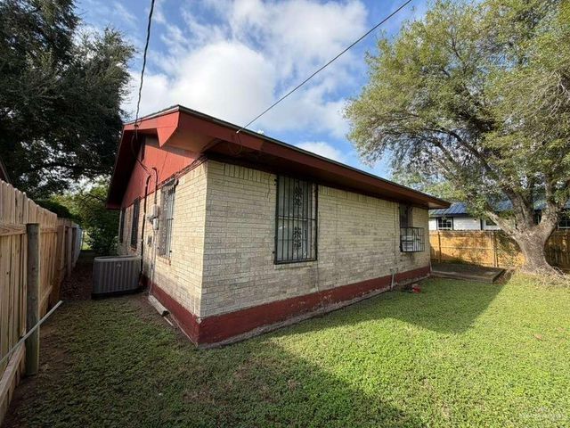 622 E Fannin Avenue, Alamo, TX 78516