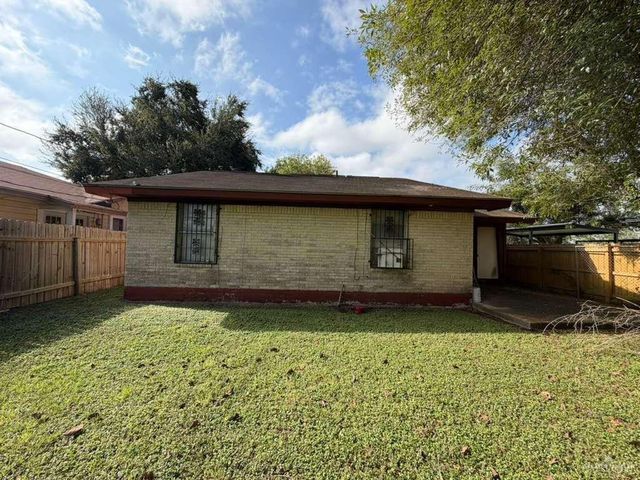 622 E Fannin Avenue, Alamo, TX 78516