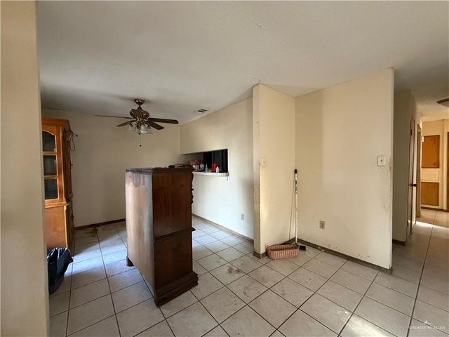 622 E Fannin Avenue, Alamo, TX 78516