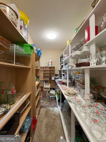 205 White Road, Byron, GA 31008