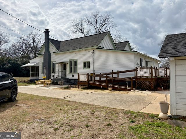 205 White Road, Byron, GA 31008