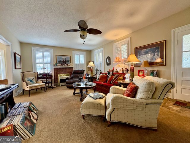 205 White Road, Byron, GA 31008