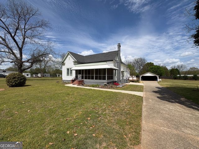 205 White Road, Byron, GA 31008