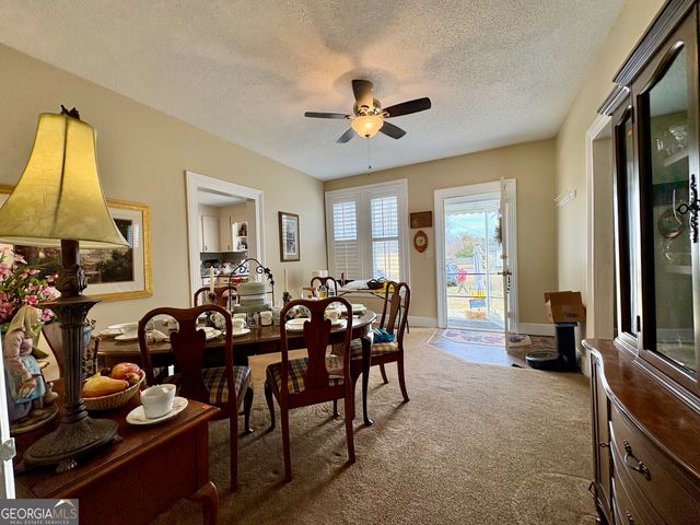 205 White Road, Byron, GA 31008