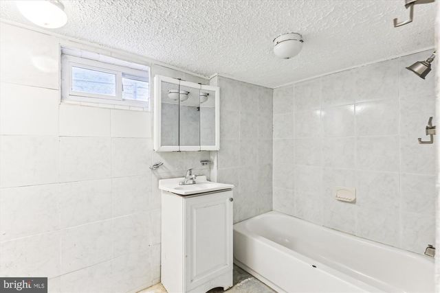 2316 CHESTER ST SE, Washington, DC 20020
