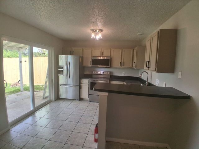 7704 Sign Street, Houston, TX 77489