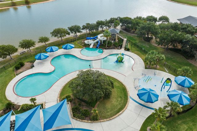 18711 Waketon Drive, Cypress, TX 77433