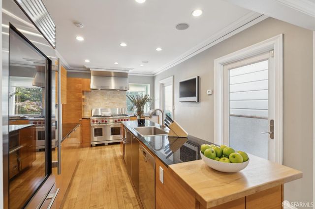 245 Alhambra Street, San Francisco, CA 94123