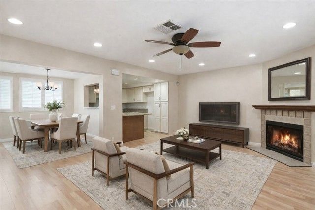 604 E 220th 3, Carson, CA 90745