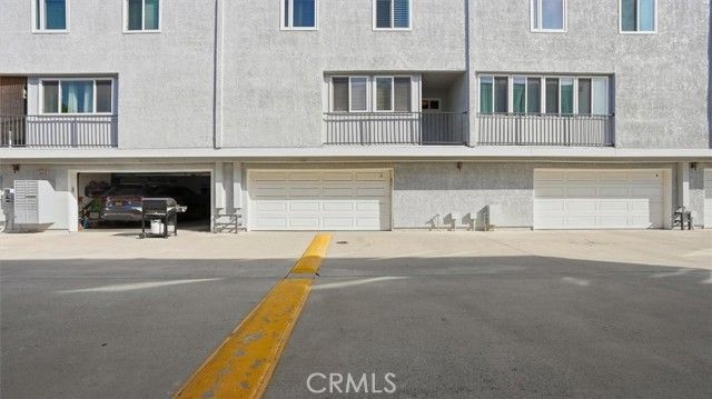 604 E 220th 3, Carson, CA 90745