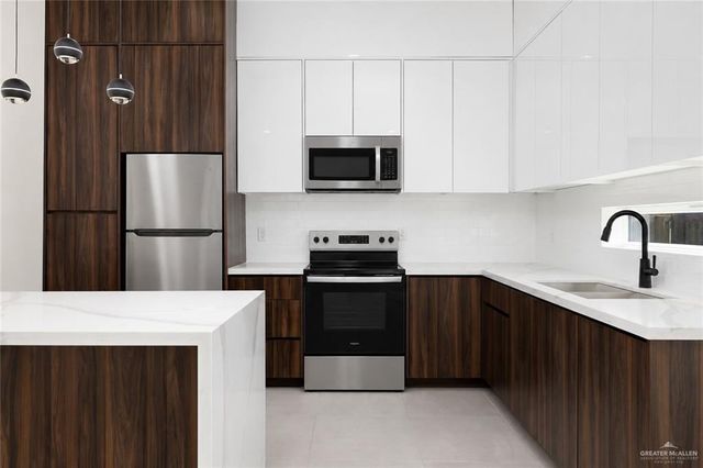 916 Glory Street 1, Alamo, TX 78516